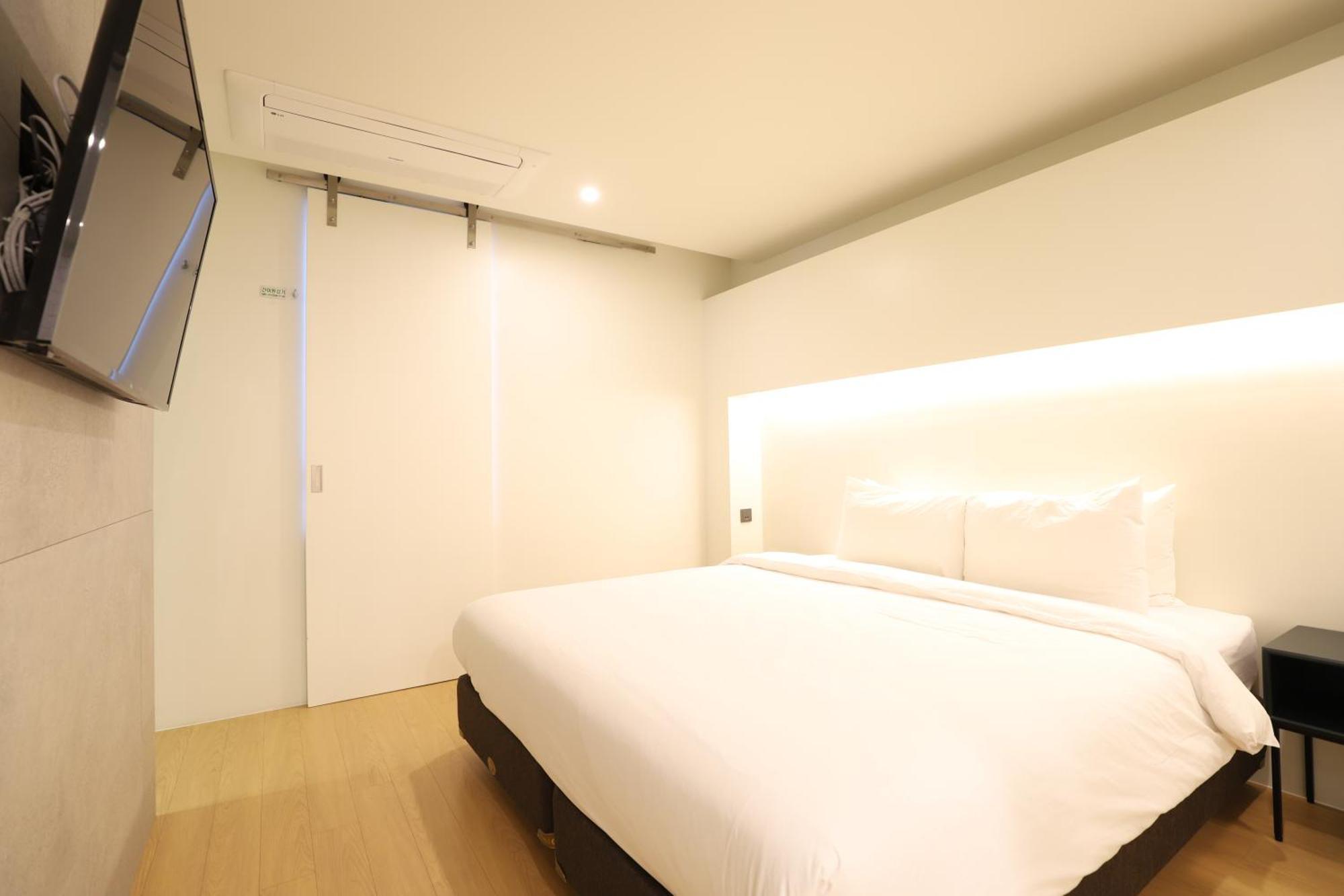 Hotel Intro Puszan Kültér fotó