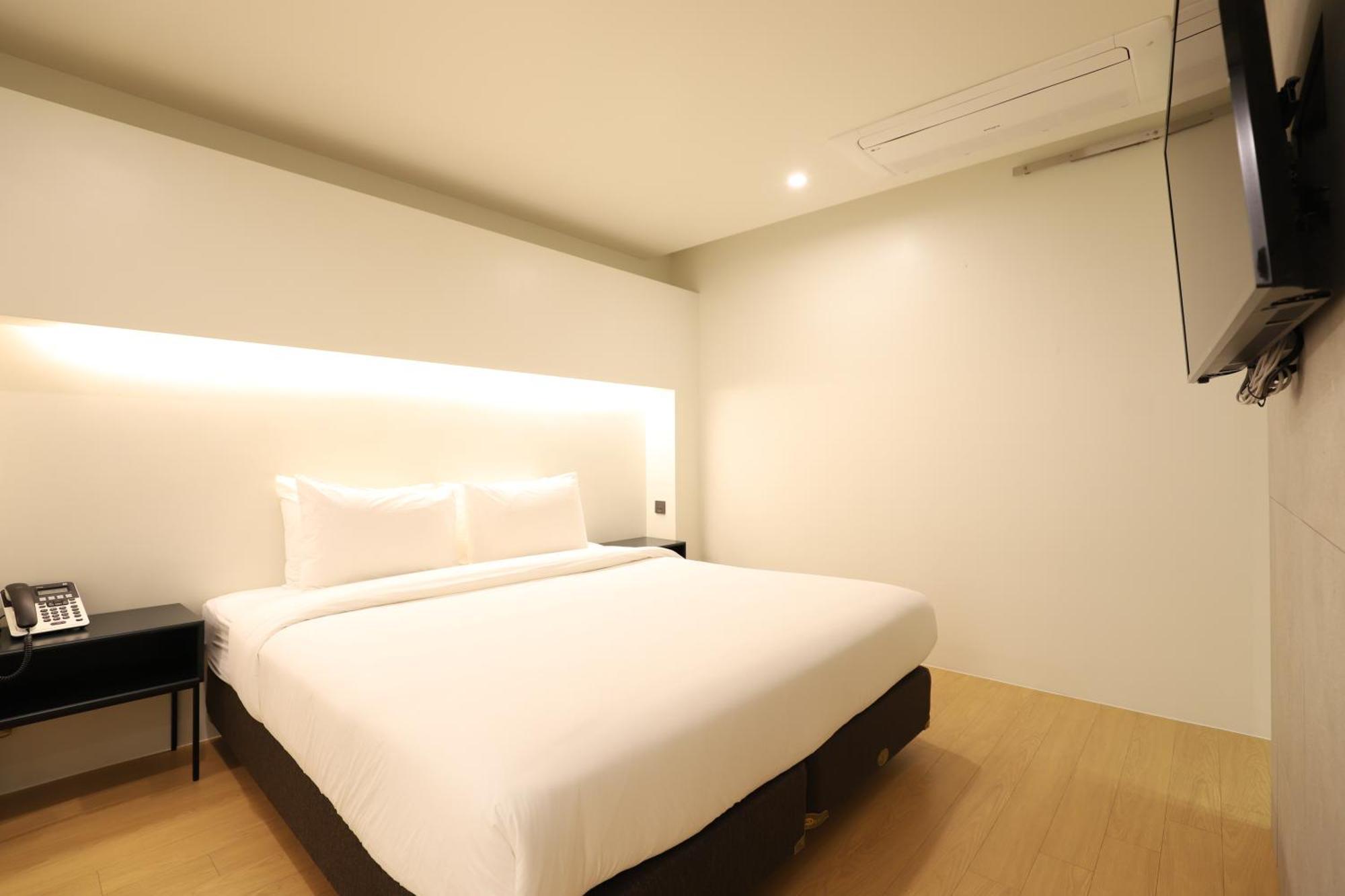 Hotel Intro Puszan Kültér fotó