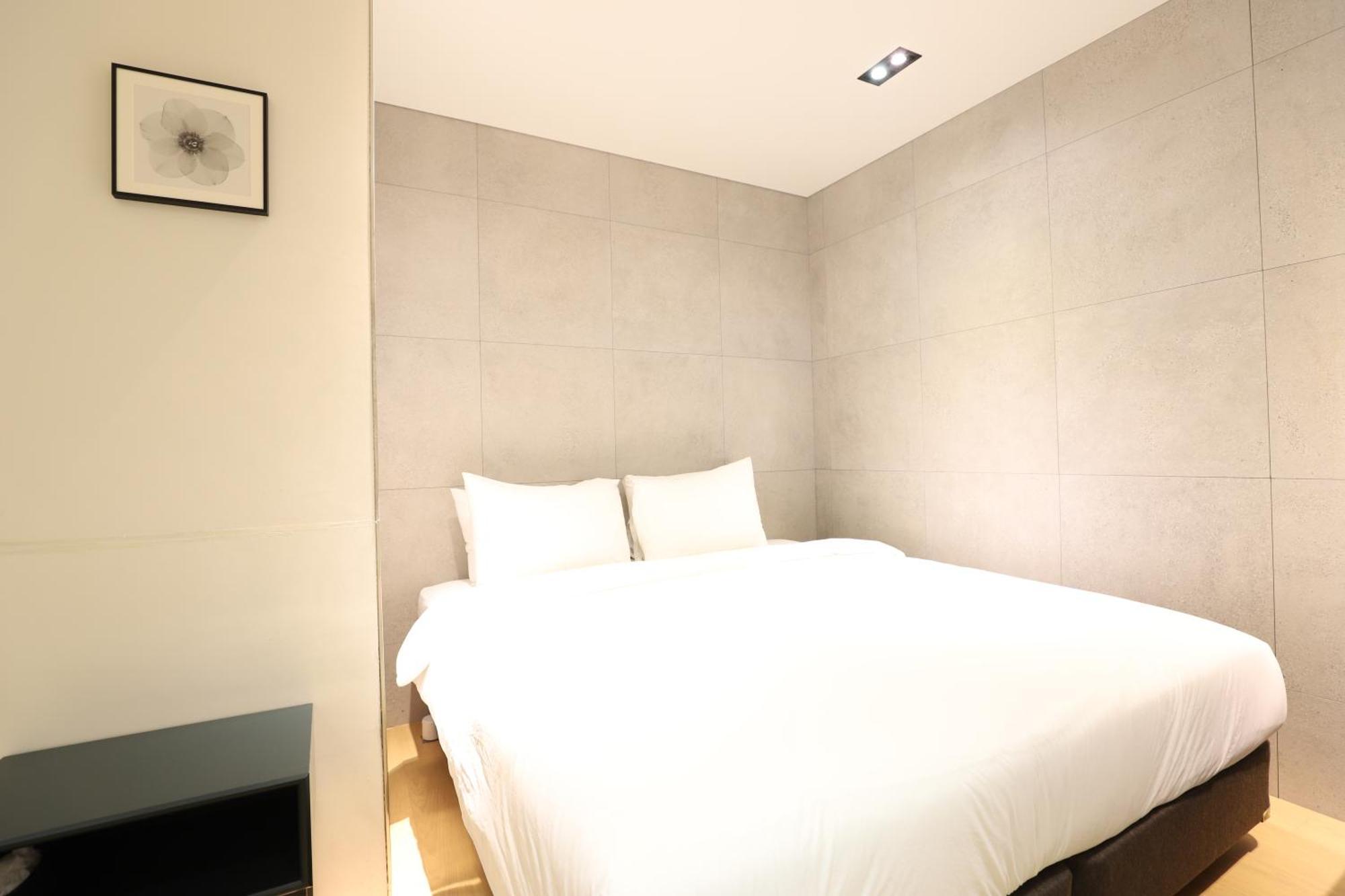 Hotel Intro Puszan Kültér fotó
