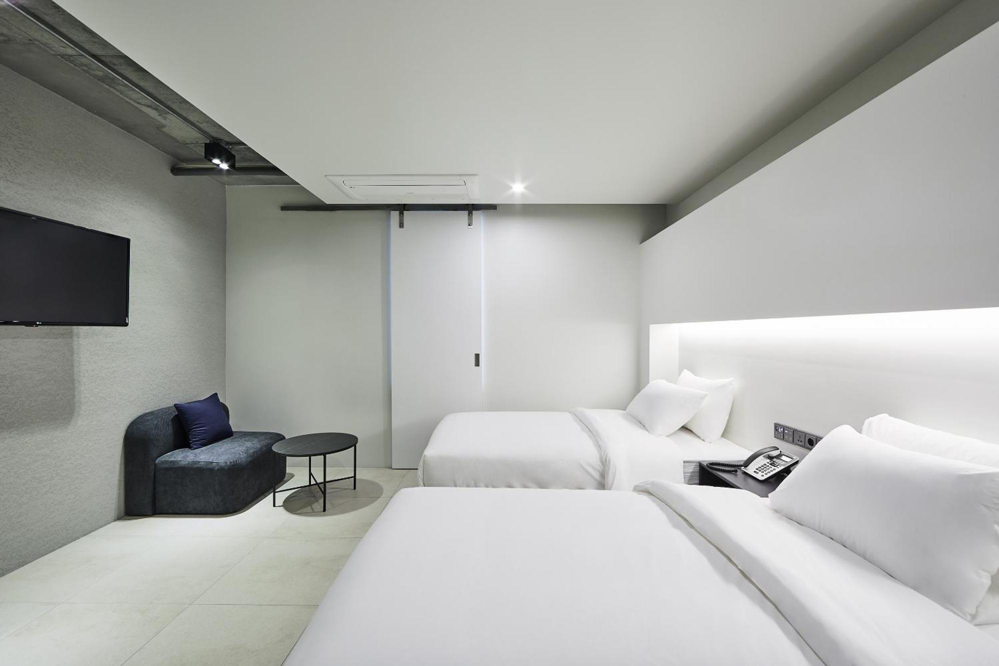 Hotel Intro Puszan Kültér fotó
