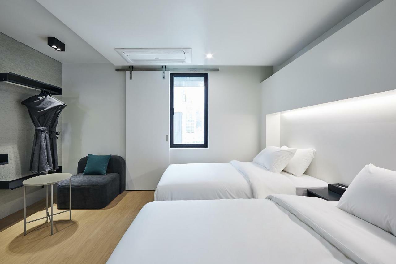 Hotel Intro Puszan Kültér fotó